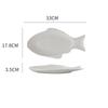 Kreativer Keramikteller in Fischform, einfaches Restaurantgeschirr, gedämpftes Fischgericht, gegrillte Fisch- und Meeresfrüchtegerichte, Speiseteller