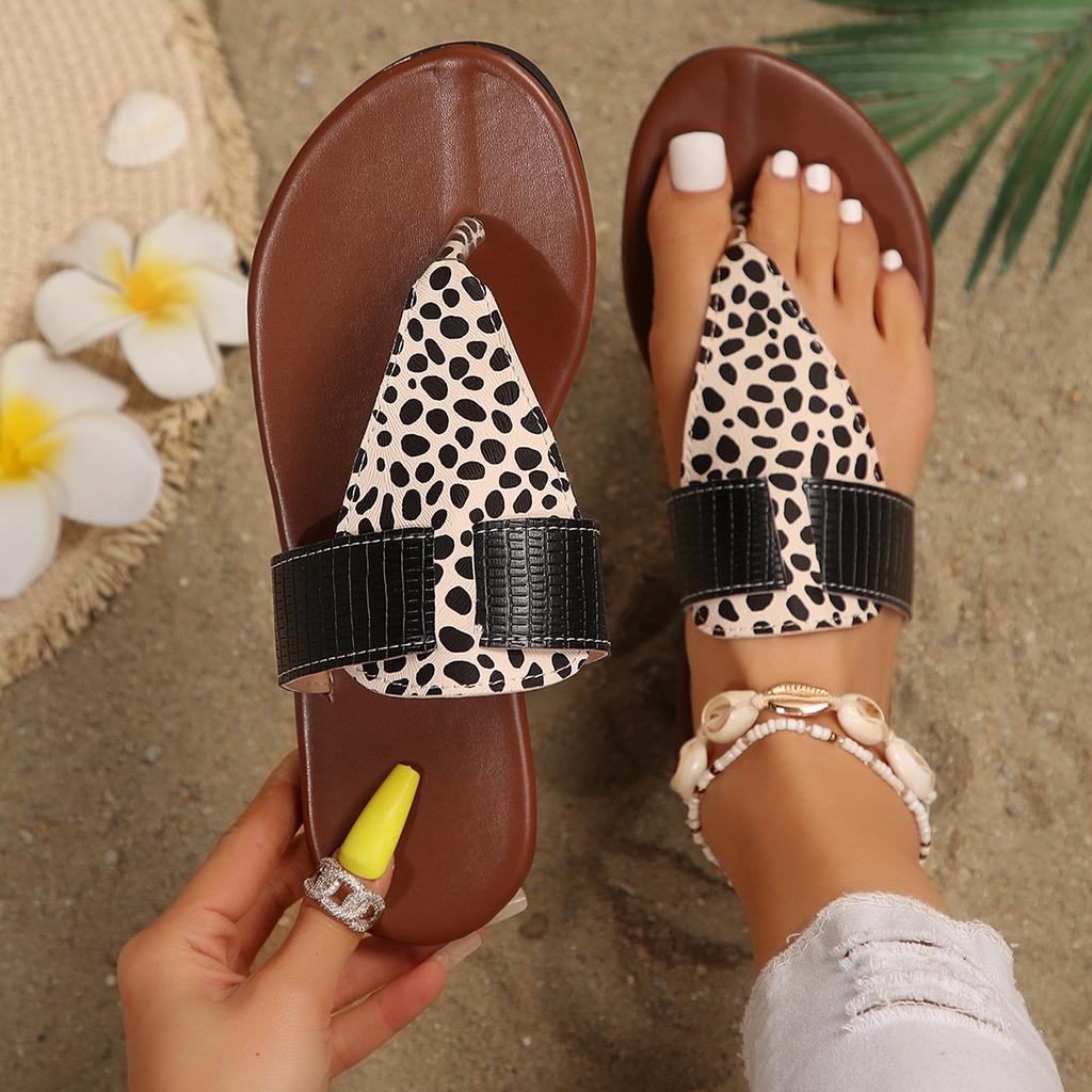 Large size women's slippers one-word buckle with round head flat bottom casual leopard print toe sandals women