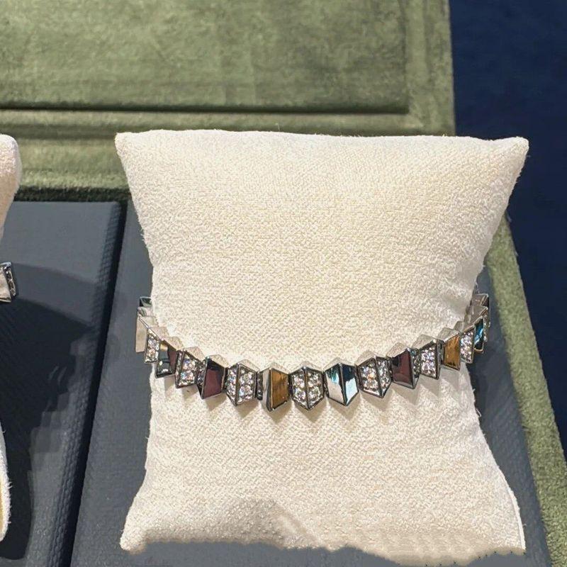 

New European and American Sterling Silver Yang Zi Style up and down Bracelet for Women, Light Luxury Honeycomb Jewelry, Micro-Inlaid Kaa Bracelet Silver up and down Bracelet 17.5cm