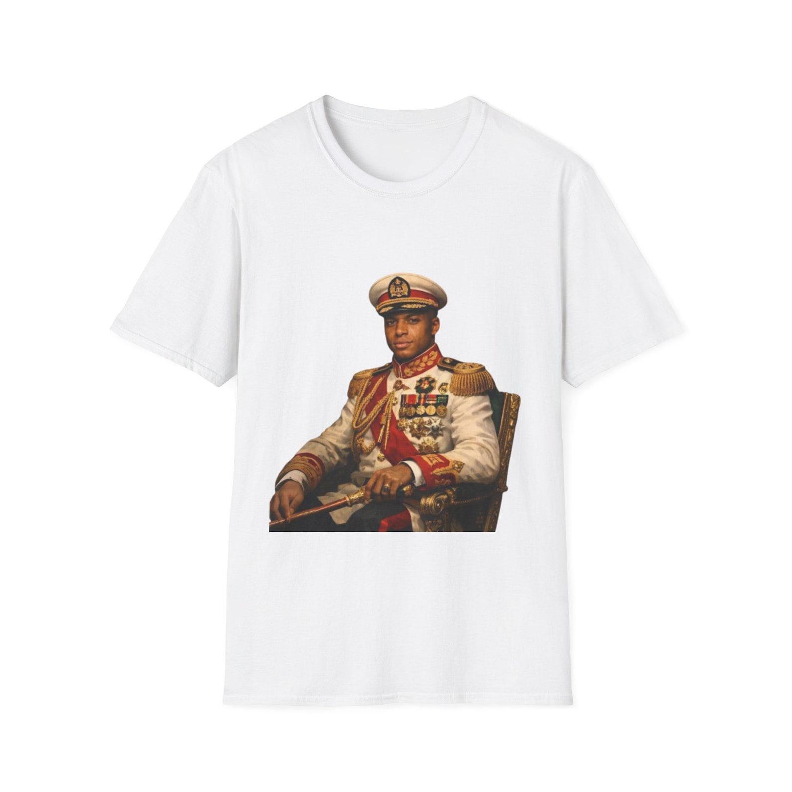 Vintage Military Portrait T-Shirt | Retro Officer Illustration S