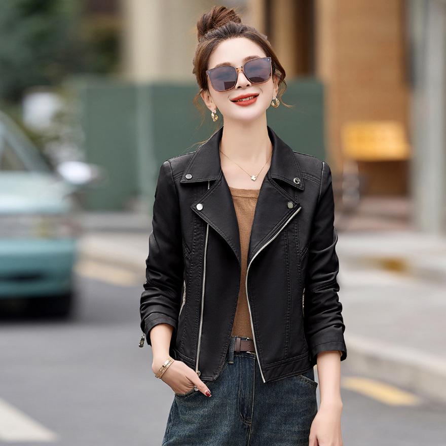 Fashion design textured leather jacket women's coat spring and autumn new lapel top locomotive suit short leather jacket tide