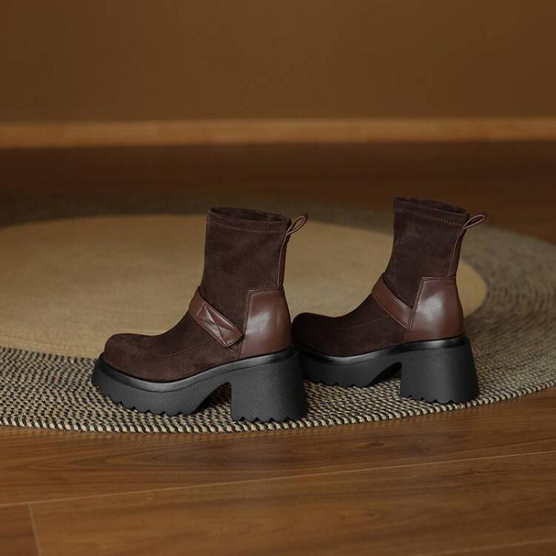 Autumn and winter women's non-slip Martin boots sleeve medium heel large size women's boots round head non-slip square heel new medium boots women