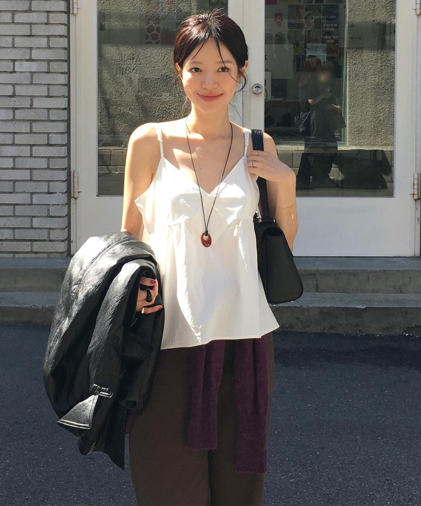 Poeteuseoul Romantic Flare Bustier_Ivory