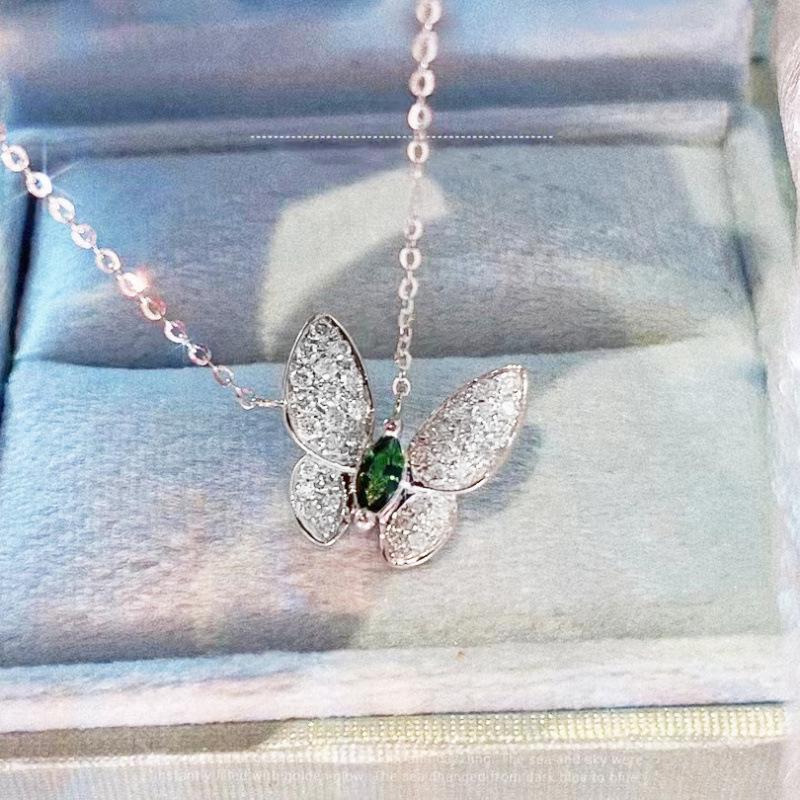 Emerald Green Butterfly Necklace: Elegant Clavicle Chain with Micro-Inlaid Diamonds, Simple and Versatile Style for Women