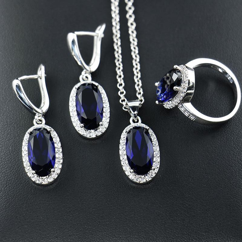 The New Oval Zircon Necklace Earrings and Ring Three Piece Set Is Fashionable and Light Luxury