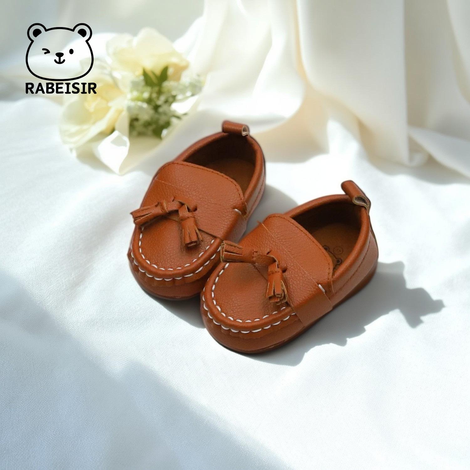 

Comfortable Soft Sole Leather Infant Loafers for Ages 0-1.5 Years 17 світло-коричневого кольору