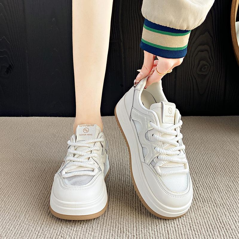 Thick-soled little white women's shoes spring new heightening bread shoes versatile niche soft-soled sports board shoes