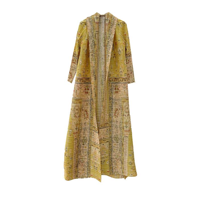 2024 Autumn Women's Arabic Print Pleated Cape Jacket