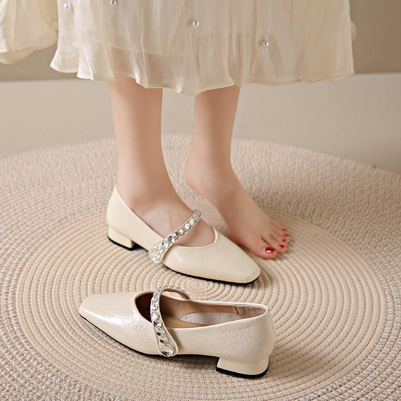 

French high-end small leather shoes for women s 2025 spring new rhinestone thick-heeled Mary Jane shoes, small fragrant soft-soled single shoes 39 бежевый