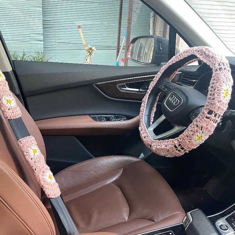 Car Steering Wheel Cover Warm  Anti Slip Grip Seat Belt Safe Hand Crocheted Flower Design for Stylish Car Decor Winter Simple
