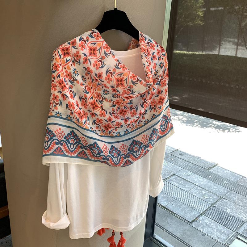 Little Fresh Women'S Silk Scarf, Sweet Wind Scarf, Flower Print, High-End Versatile Decoration, Outer Cape, Shawl Scarf.
