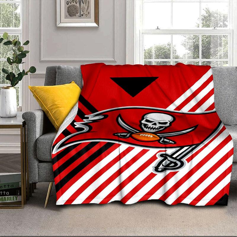Buccaneers Team Spirit Portable Blanket/Soft Blanket Bedding Blanket Suitable for Travel Camping Living Rooms Offices Sofas Fan Gifts