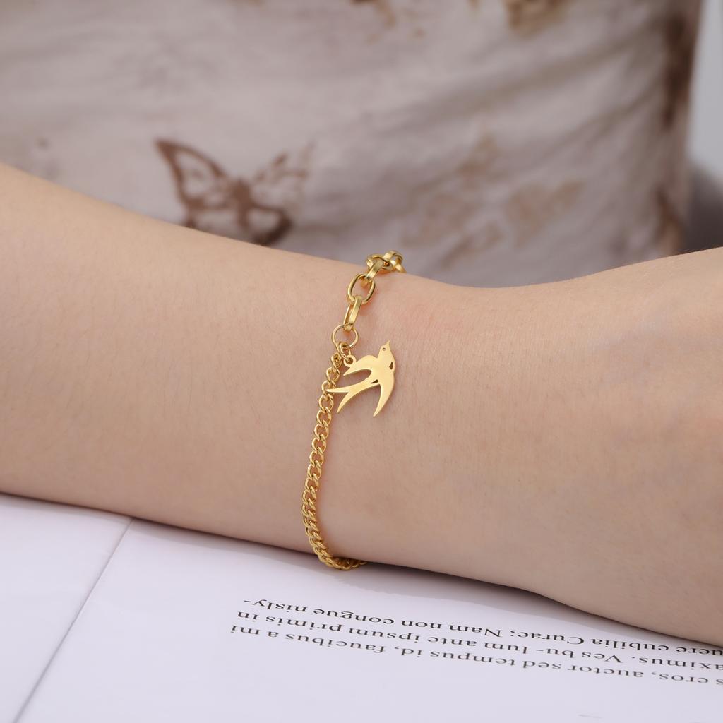Cazador Swallow Bird Charm Bracelets for Women Stainless Steel Beads Box Chain Hand Bracelet Jewelry Gift 2026 Wholesale