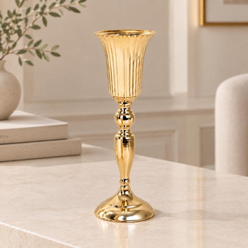 Vases trompettes Support à fleurs Centres de table, Vases urnes avec finition dorée, Corps cannelé et base large pour présentoirs décoratifs d'intérieur