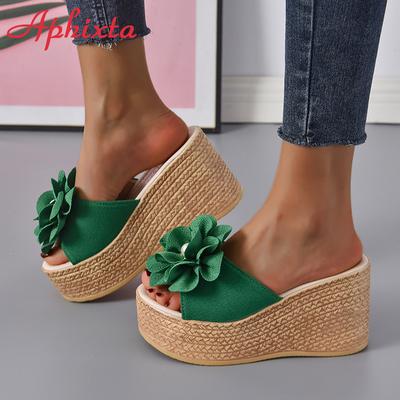 Aphixta Sandalias de cuña de verano de 9 cm para mujer con flores de perlas grandes, Mocasines de ante de vaca con lazo, Sandalias de plataforma de 4 cm, Zuecos, Chanclas