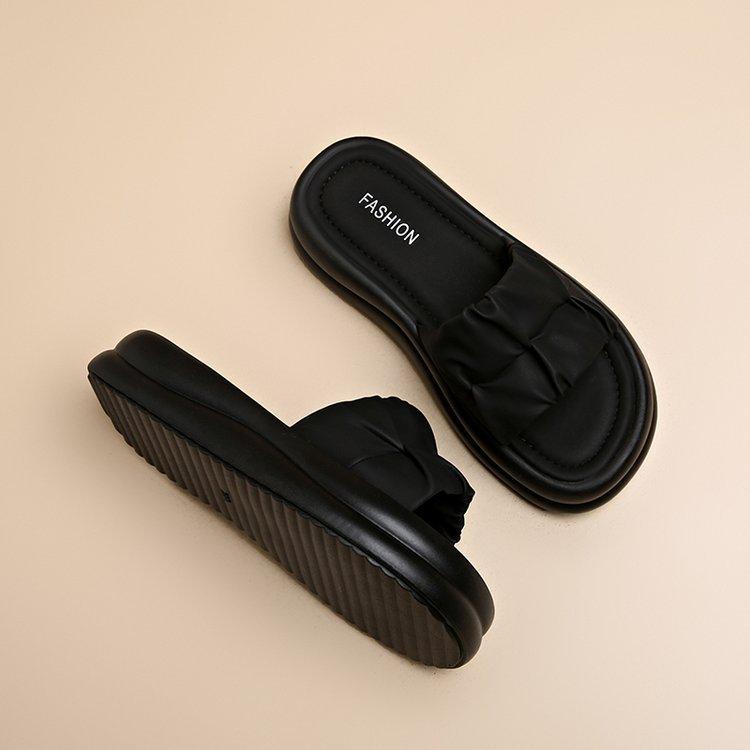 Casual Platform Slippers Women's Summer Wear 2025 New Fashion Muffin Sandals Net Red Beach Folds One-word Drag