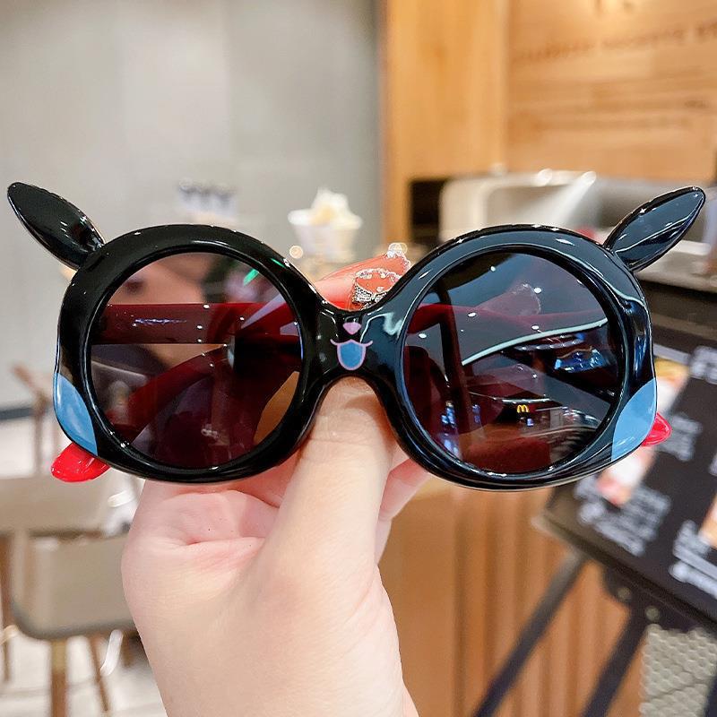 Okulary przeciwsłoneczne dla dzieci z motywem kreskówek Pokémon, okulary przeciwsłoneczne z polaryzacją i filtrem ultrafioletowym, okulary z tworzywa sztucznego Pica, okulary przeciwsłoneczne dla kobiet i mężczyzn.