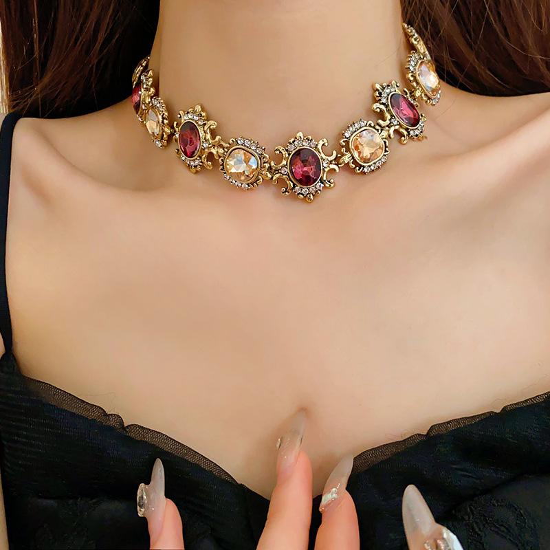 Vintage Necklace Earring for Women Exaggerated Jewelry Accessories