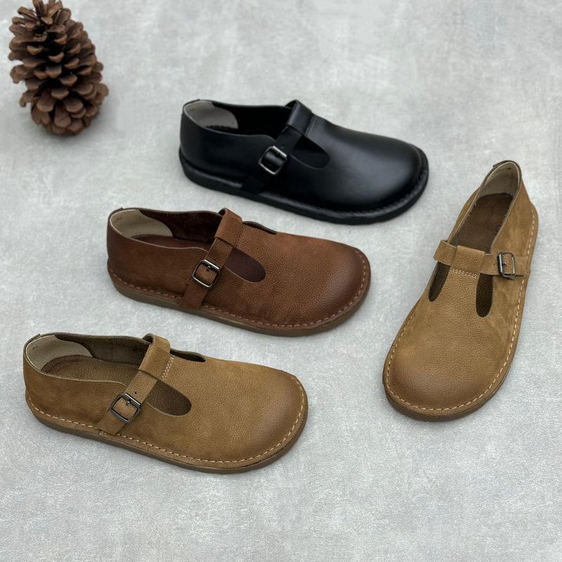 New Fashionable, Casual and Versatile Women's Shoes with Soft Soles and Soft Surfaces