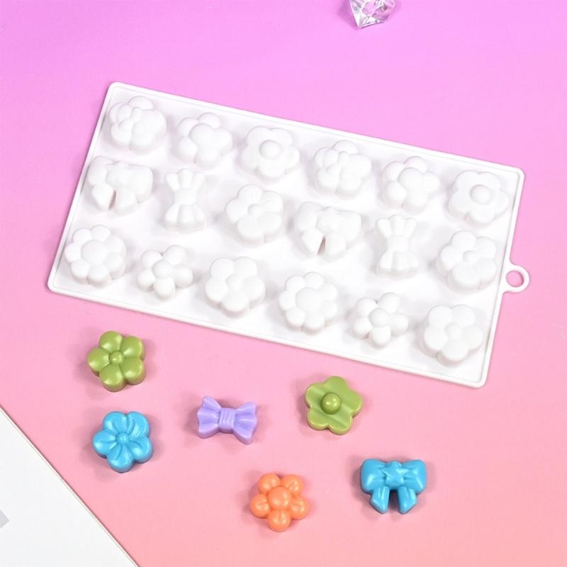 Multipurpose Silicone Baking Molds With 18 Bows Flower Cavities For Making Chocolate Candies And Festival Desserts
