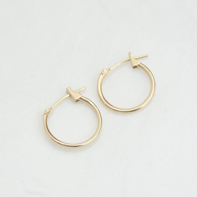 BAEK WOL Thin Classic Hoops 14k Gold