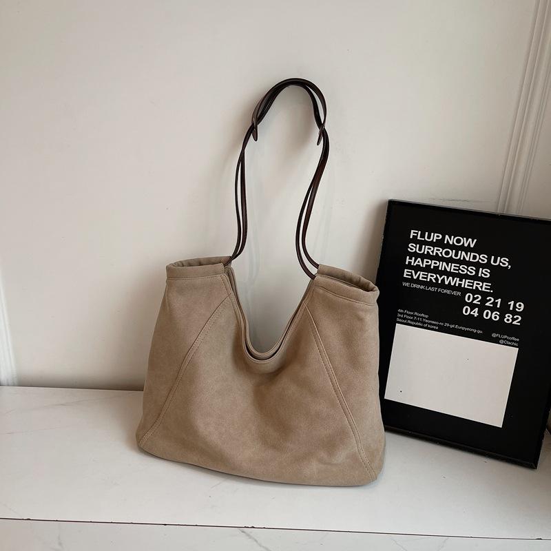 

Winter suede zipper tote bag simple fashion shoulder bag commuter leisure large capacity bag хакі