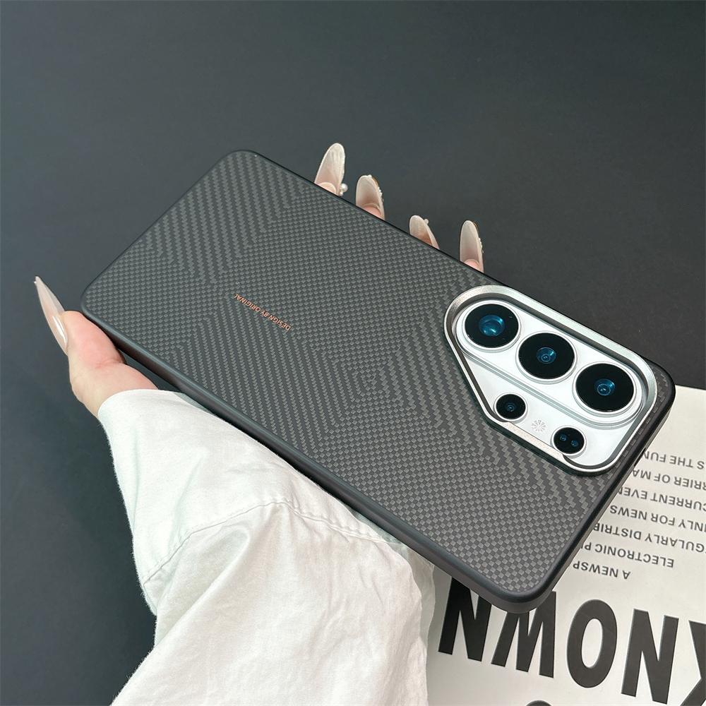 Full Protect Carbon Fiber Pattern Invisible Magnetic Phone Case for Samsung S2 S24 S23 S26 Ultra Series Wireless Charging Cover