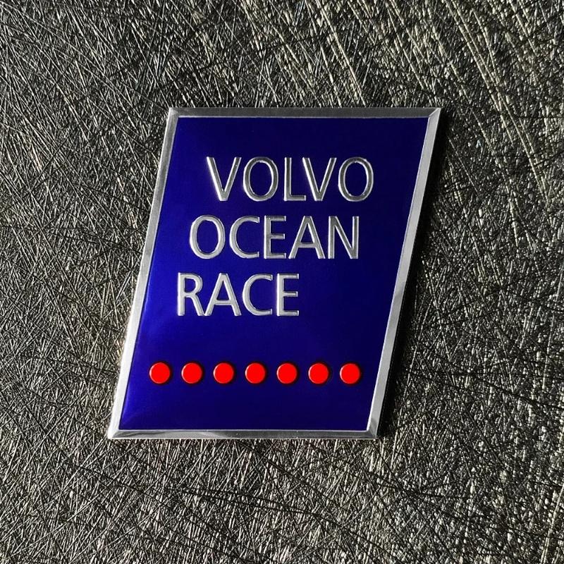 1pcs Car Accessories 3D Aluminum Logo Indoor Decoration Fender Trunk Stickers For Volvo Rdesign T6 AWD C30 C70 S40 S60 S70 S80