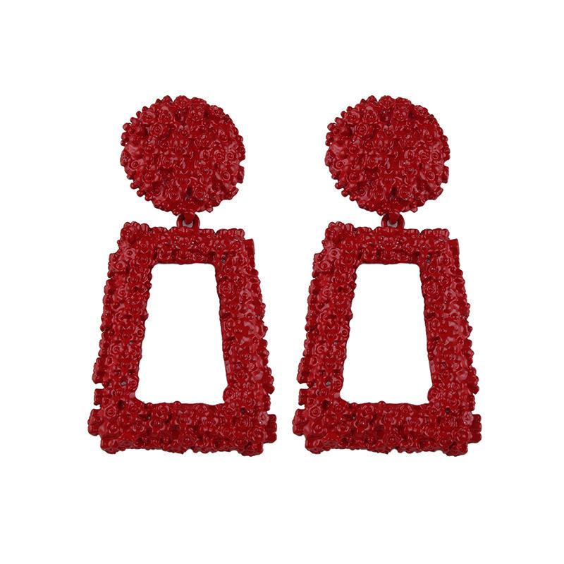 Индивидуальные преувеличенные металлические серьги для женщин, модные украшения, креативные неровные металлические серьги красный