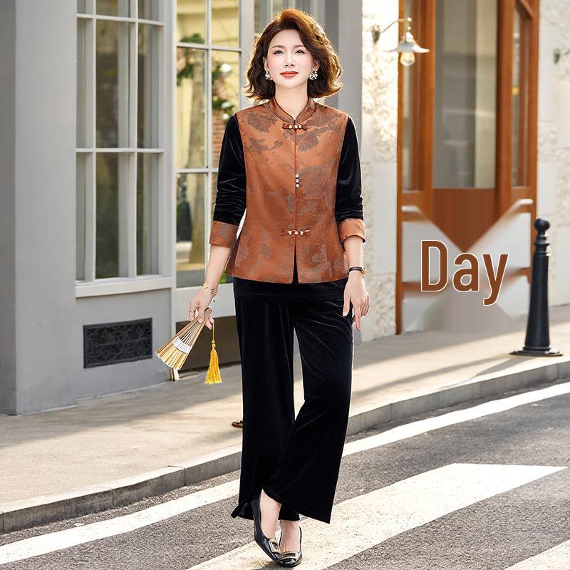 Stylish Spring Three-Piece Set: Chinese-Style Vest, Inner Top, and Pants for Middle-Aged and Elderly Women