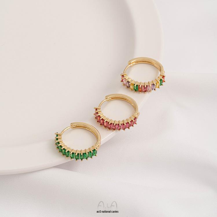 14K Gold-Filled Grüne, Rote & Bunte Zirkonia-Ohrringe & Herzförmige Ohrklemmen - Schlicht, luxuriös und exquisit.