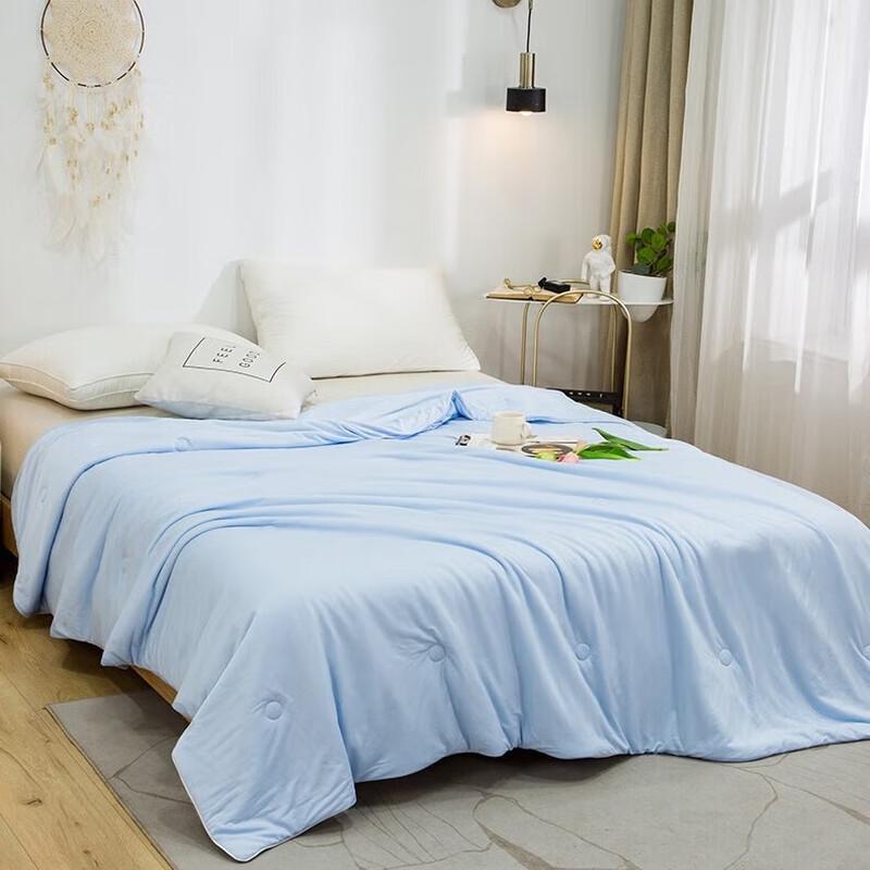 

VEKEN Magnolia Courtyard Polyester Fiber Quilt 200x230cm