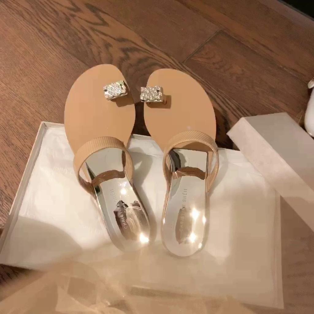 Spot Second Hair! Fashion Versatile New Pigeon Egg Second Generation Rhinestone Clip Toe Flat Bottom Slippers Women's Sandals Outside