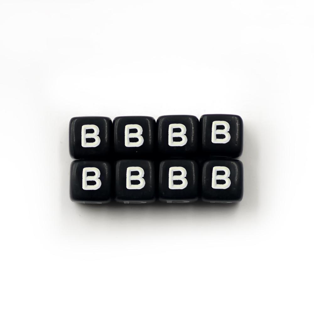 Akrylové černé korálky 6x6mm s bílými písmeny – Dětské ručně vyráběné doplňky pro anglické dopisní šperky