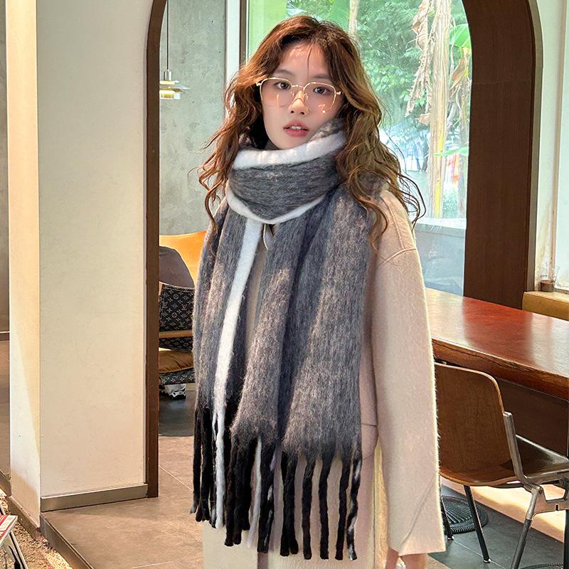11 New Autumn and Winter Warm Scarf Female Mohair Lengthened and Thickened Scarf Atmosphere High-end Shawl Wholesale