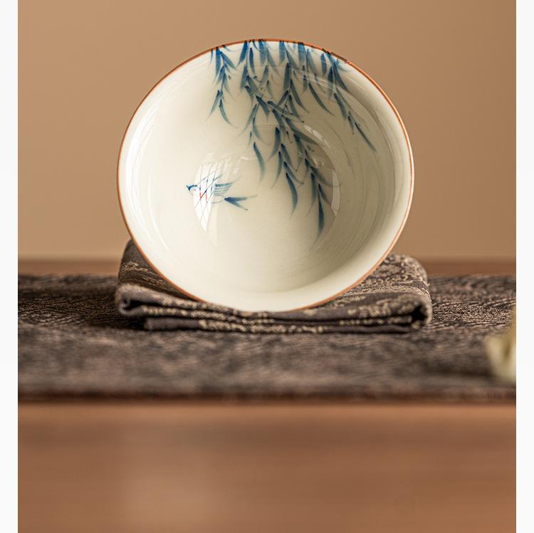 Čajový šálek Ručně vyráběný Vrbové vlaštovky Japonské keramické čajové šálky Porcelánová degustace čaje Čínské Kungfu Domácí čajový servis Mistrovské šálky