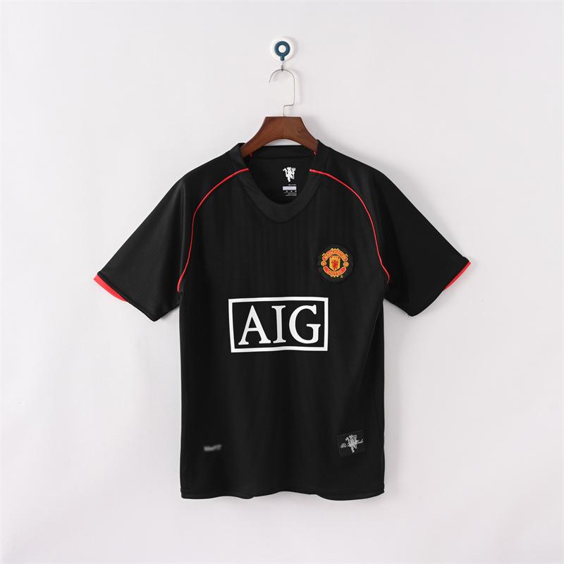 Manchester United Retro-Trikots Sporttrikots gibt es in verschiedenen Stilen, und das WM-Fußballtrikot ist ein Haarhersteller.