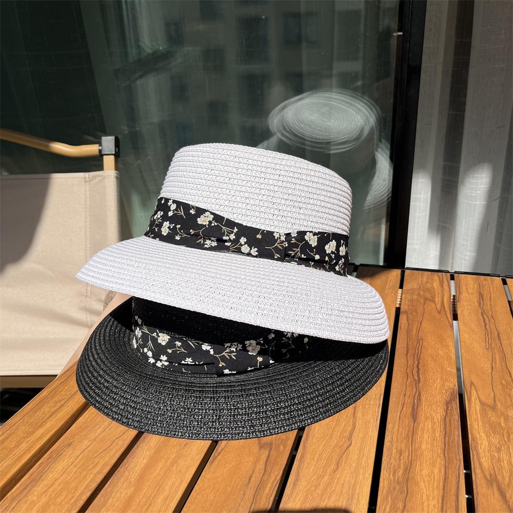 Small Fresh Straw Hat Women's Summer Seaside Beach Sun Protection Sun Hat Vacation Sun Hat Straw Woven Cool Hat