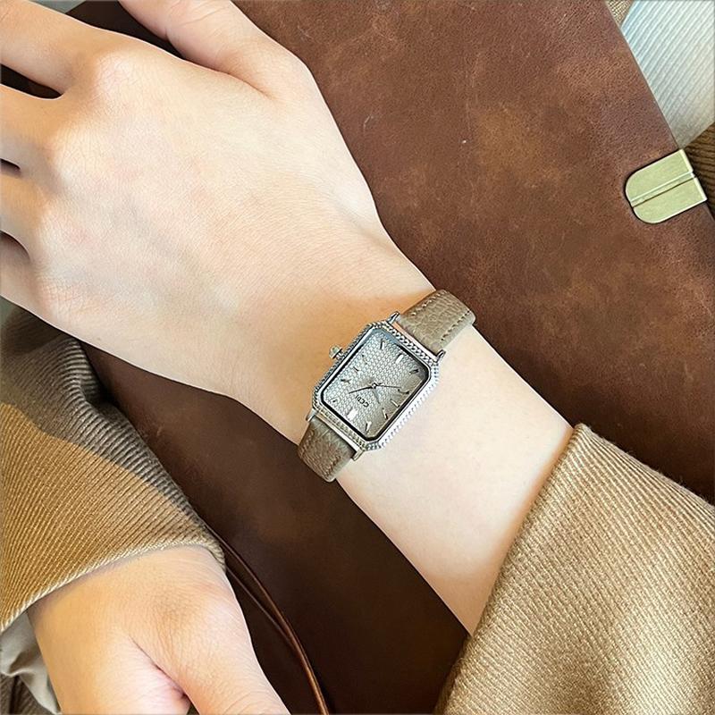 GEDI Brand Women Watch Square Dial Retro Diamond Inlaid Light Luxury Leather Waterproof Female Fashion Quartz Clock Watches
