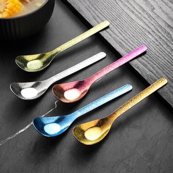 Flacher Boden Titanlöffel Hämmer Muster Esslöffel Spülmaschinenfest Langer Griff Küche Suppe Reis Eis Dessert Löffel