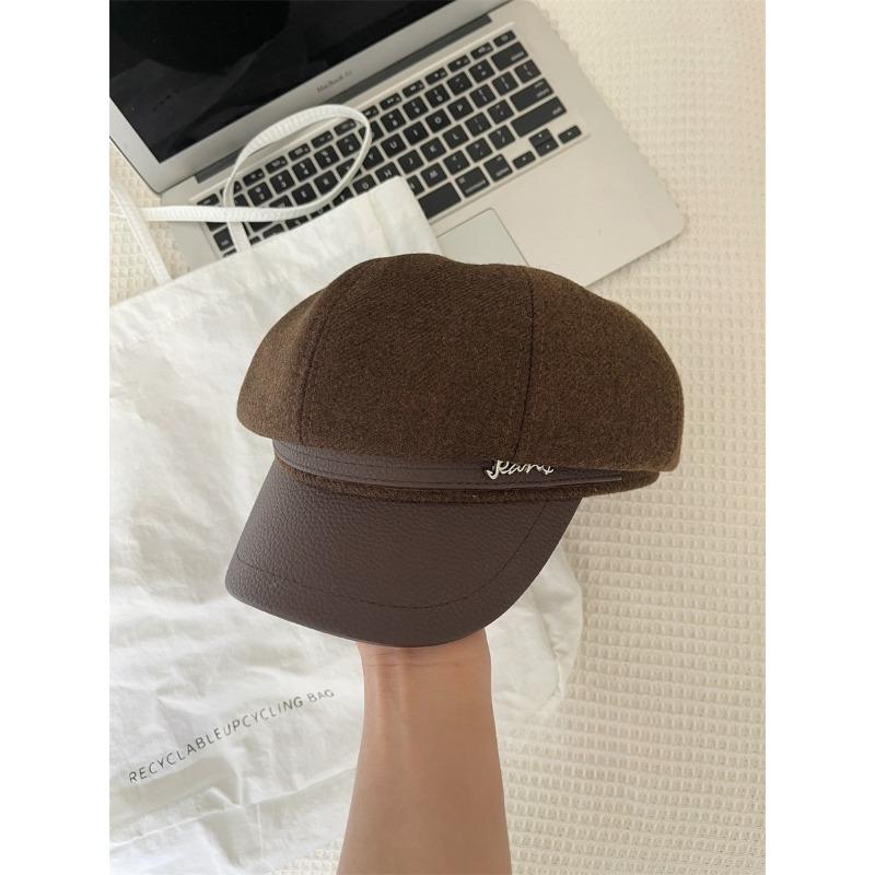 

Pu Leather Woolen Beret for Women A Versatile Japanese Style Retro Autumn and Winter Fashion A Small Octagonal Cap That Shows Off The Face M（56-58cm）