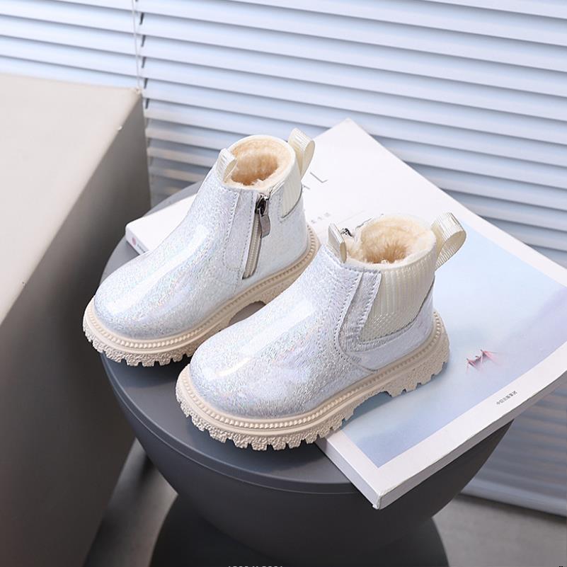 

Winter Kids Boys Girls Fashion Boots British Style Velvet Warmth Non-Slip Short Boots Anti-slip Children Leather Shoes Toddler 21 insole 13.5 cm бежевий
