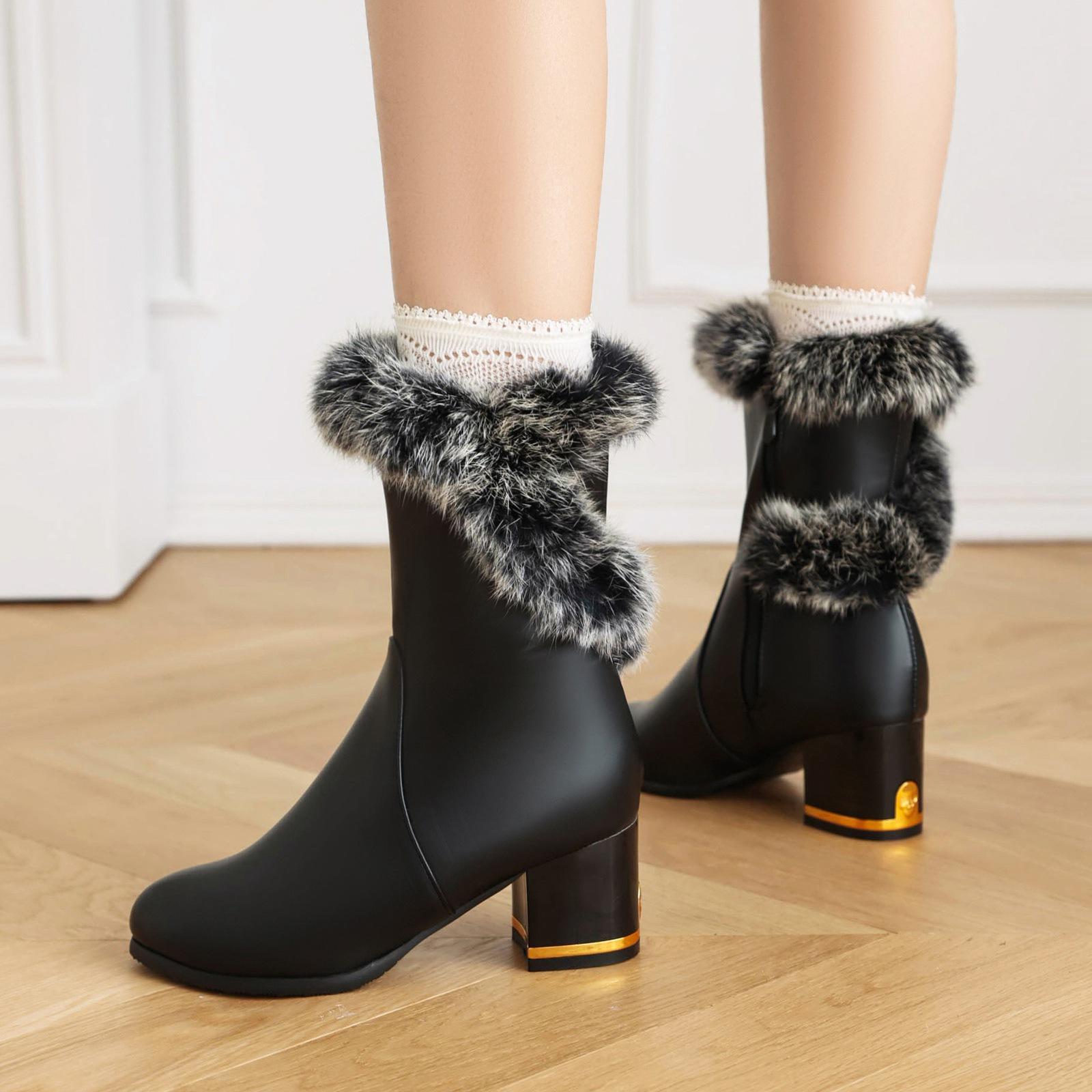 

Женская обувь оверсайз с плюшевыми и толстыми хлопчатобумажными ботинками, короткими ботинками на толстом каблуке с круглым носком и ботинками на высоком каблуке.