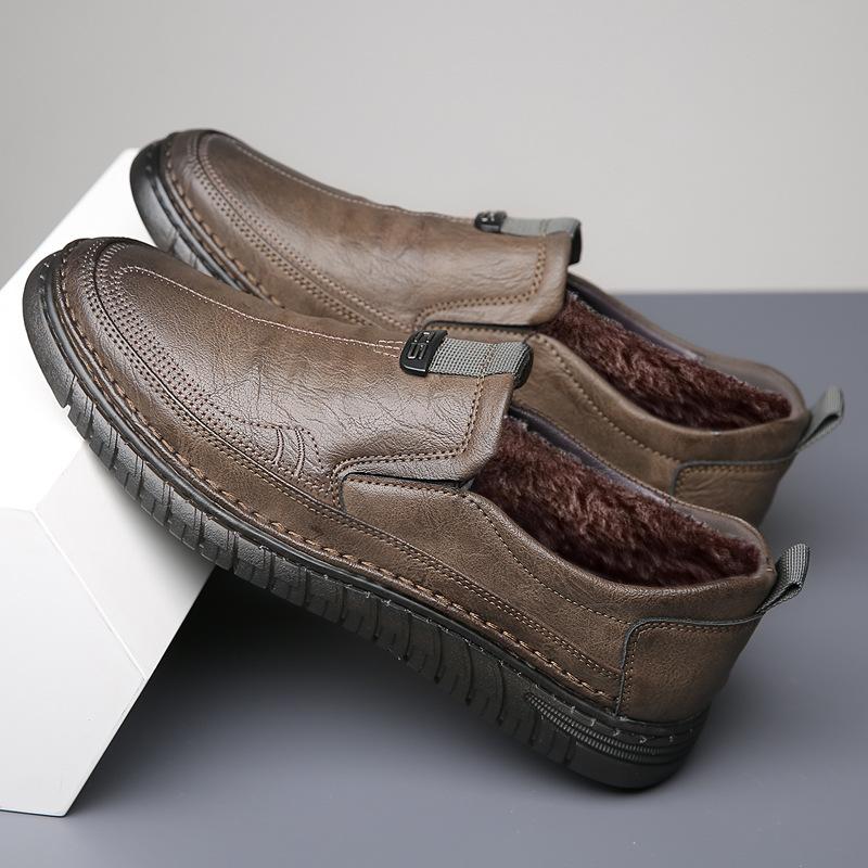 

Мужская кожаная обувь осень и зима повседневная кожаная обувь мужская обувь для вождения мужская нескользящая бархатная теплая деловая кожаная обувь 44