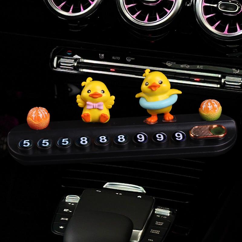 Dočasná parkovací cedule Šťastná kočka: Skrytá SPZ pro auto