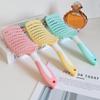 New Women's Plastic Rib Comb for Fluffy Styling & Scalp Massage - Large Curved Design for Long Hair