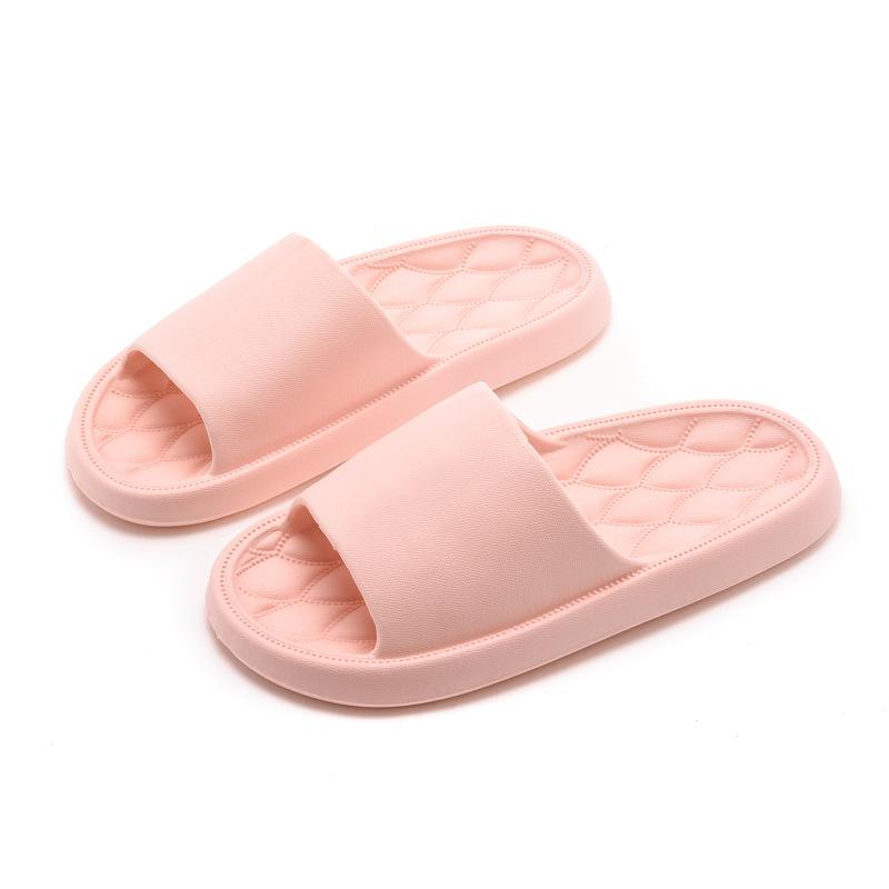 Новые классные тапочки для мужчин и женщин для домашнего использования летом для гостей чтобы принять ванну в ванной четыре сезона нескользящие домашние тапочки летом 36-37 розовый 2469₽