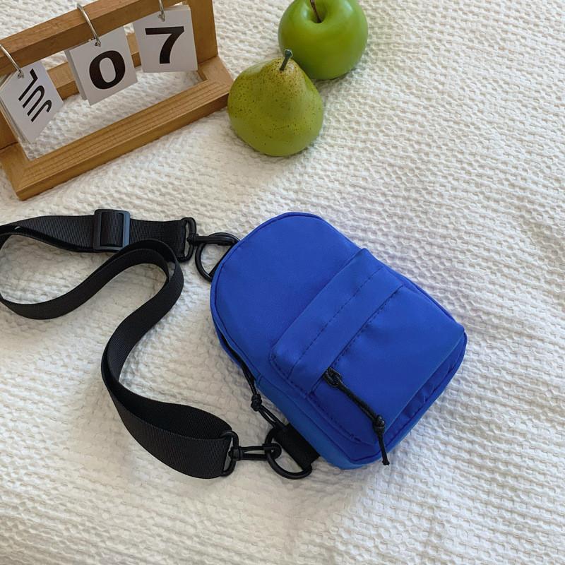 Trendy Minimalist Casual Crossbody Bag For Kids Stylish Nylon Chest Pack