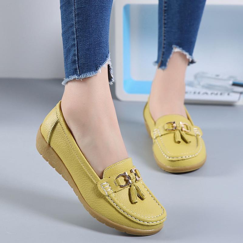 Autumn mother shoes single shoes women's flat bottom women's Doudou shoes genuine leather flat heel soft sole leather shoes large size women's shoes