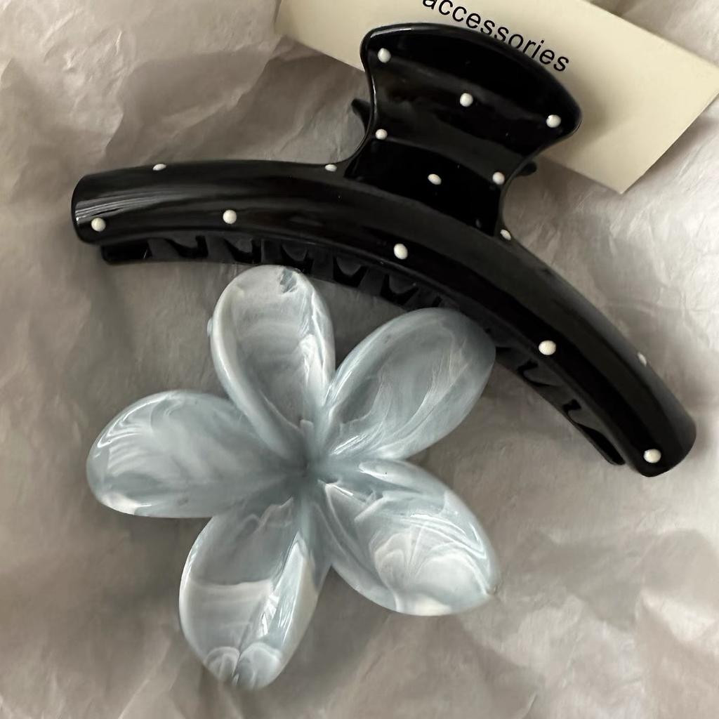 Korean Style Handmade Wave Dot Egg Flower Hair Gripper for Women